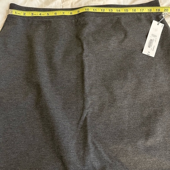 NWT Liz Claiborne - Pencil skirt - Picture 6 of 7